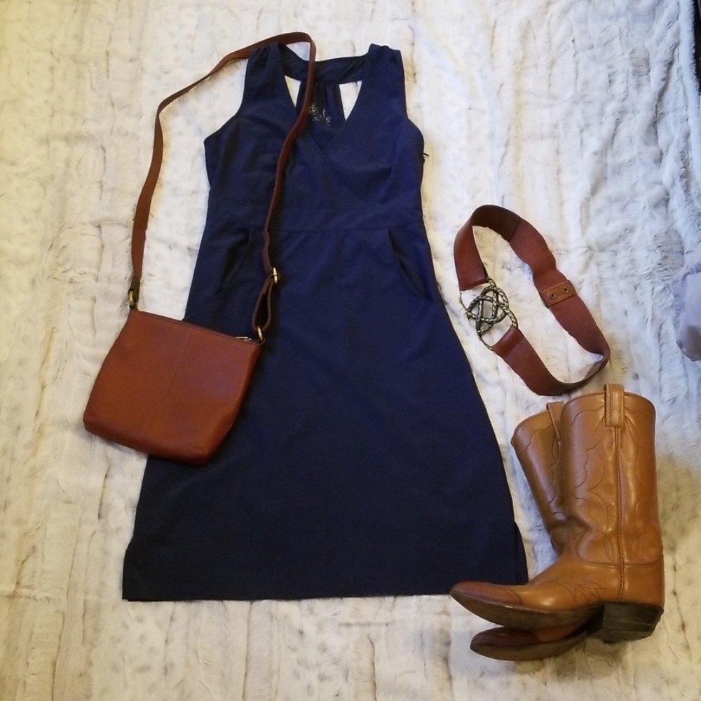Lola athletic dress
